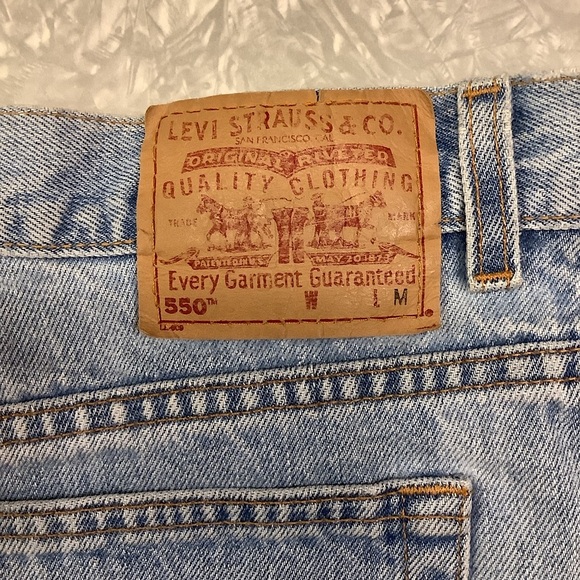 Vintage Y2K Levi’s 550 High Waisted Cutoff Jean Shorts / Made in USA - Size 18 - Picture 10 of 12